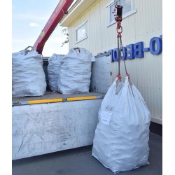 Подача паллет топливного брикета под навес, Холодная Гора (Харьков)